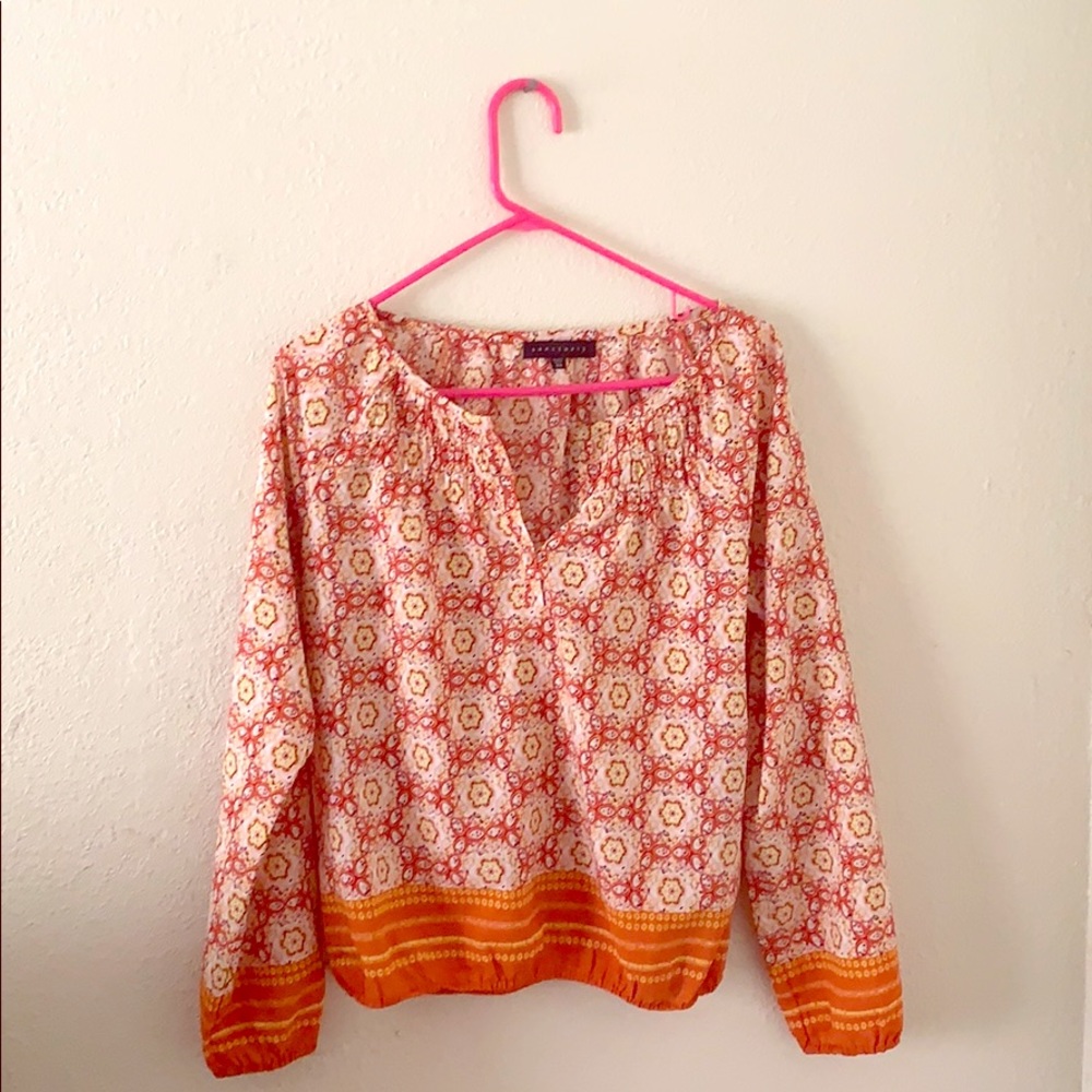 Very beautiful top, lightweight.